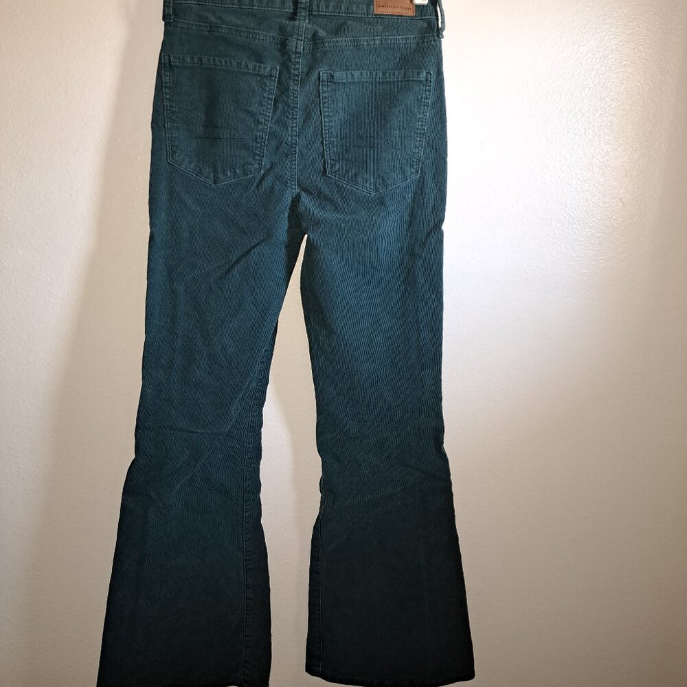 American Eagle Super Hi-Rise green corduroy pants with flare leg and button fly - Picture 11 of 11